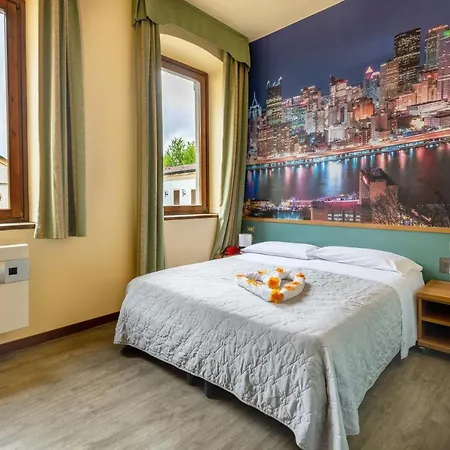 Verona Hotel 3*