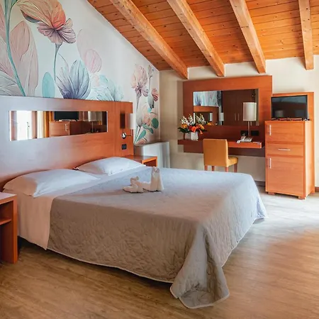 Hotel Verona 3*
